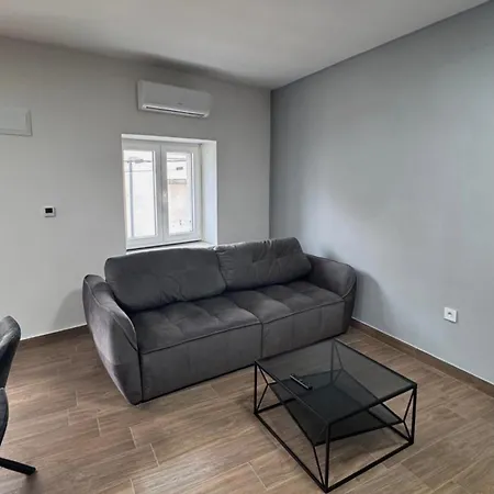 Apartment R Mrljane